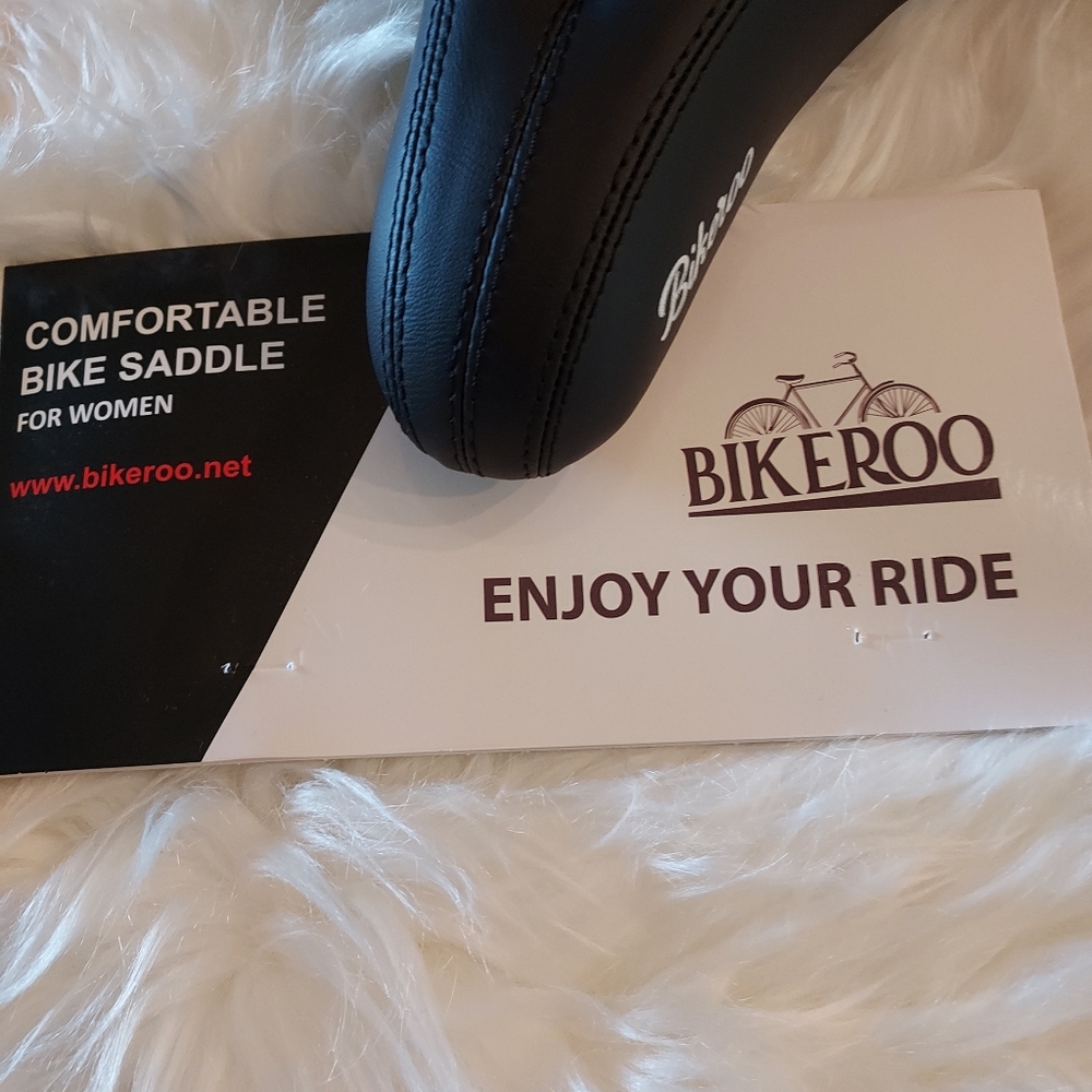 Ladies Comfort Bike Seat by Bikeroo: Sized for a Women. - Picture 6 of 8